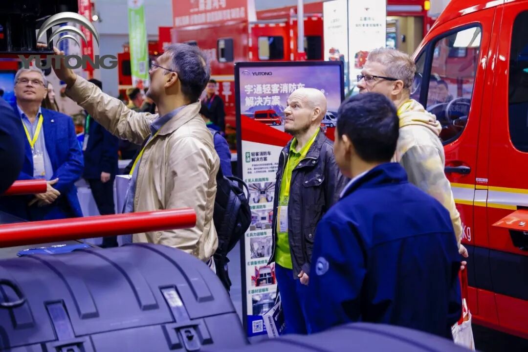 科技赋能实战！幸运彩专用车亮相第二十一届国际消防展