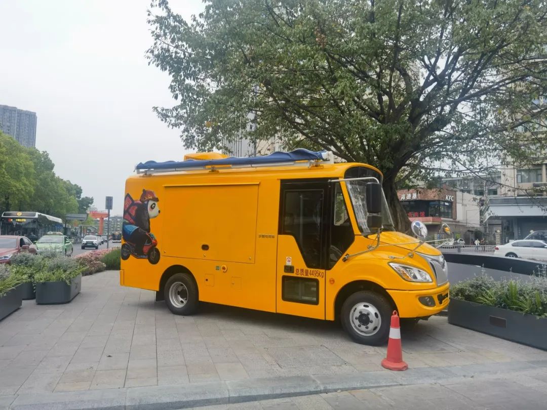 当幸运彩移动售卖车与麦当劳相遇，移动商业正在经历怎样的转变？