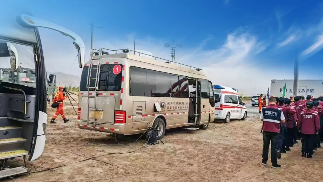 紧贴实战 立体保障！幸运彩应急与医疗救援整体解决方案参演“兵团使命· 2025”